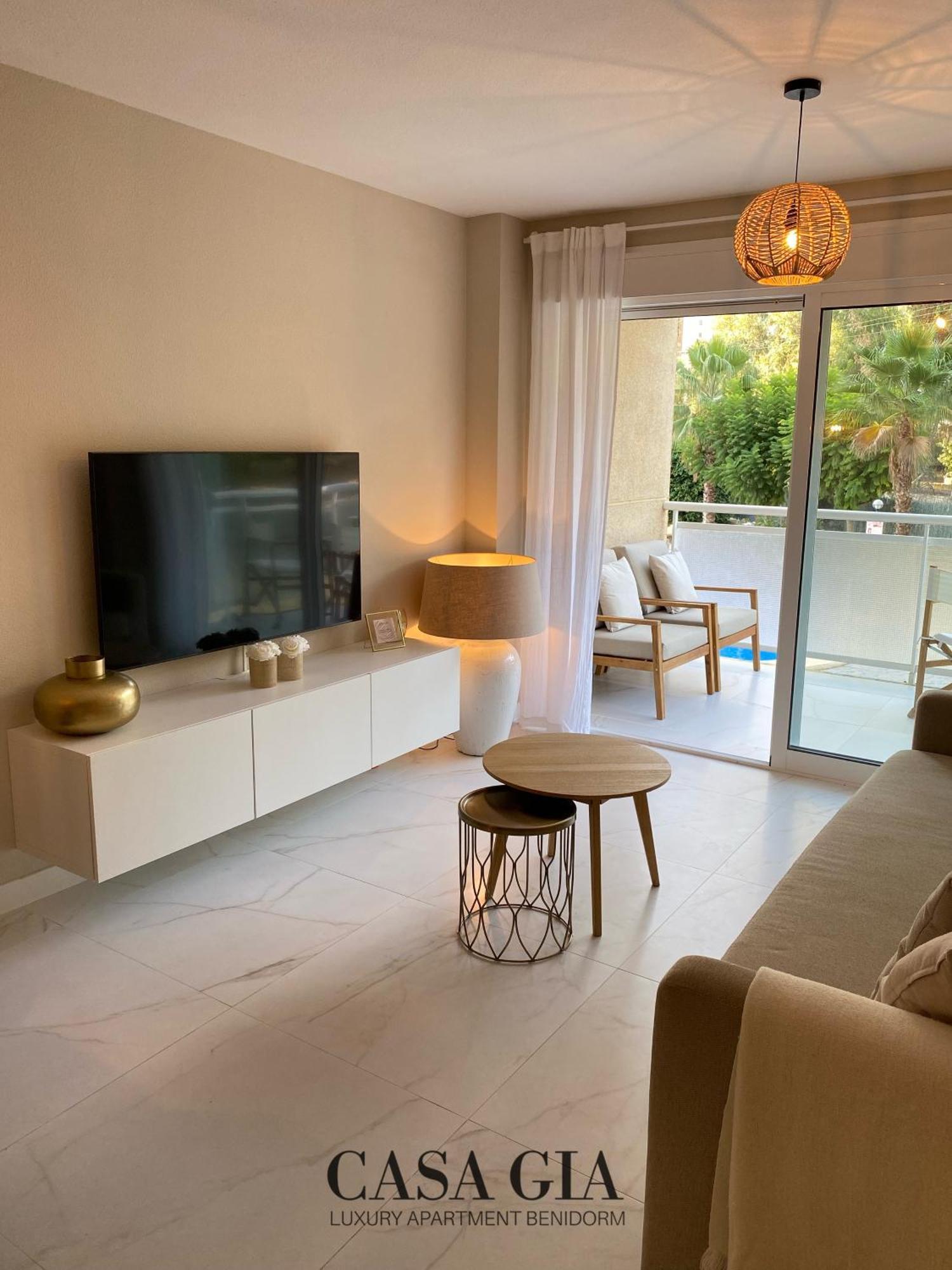 Casa Gia L Luxury Apartment เบนิดอร์ม ภายนอก รูปภาพ