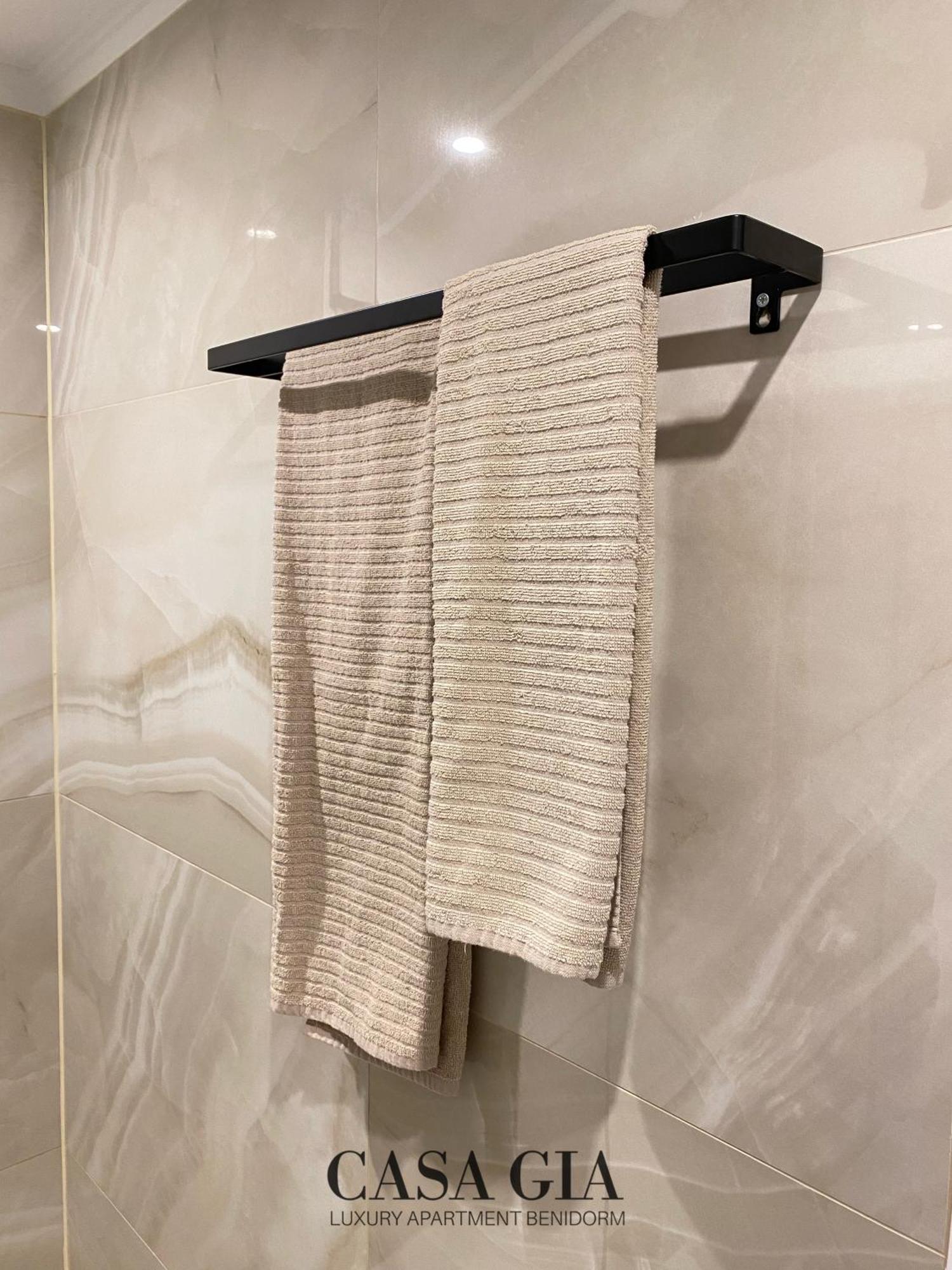 Casa Gia L Luxury Apartment เบนิดอร์ม ภายนอก รูปภาพ