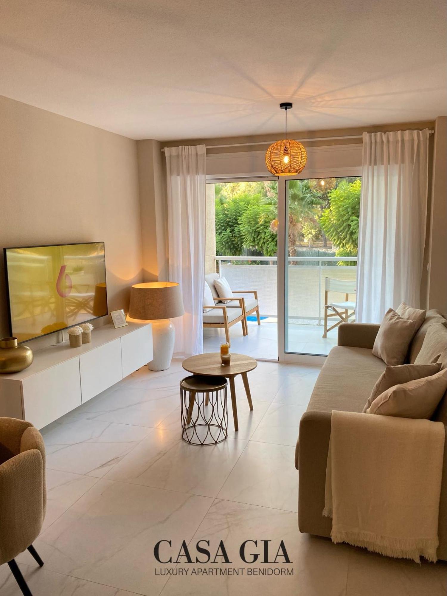 Casa Gia L Luxury Apartment เบนิดอร์ม ภายนอก รูปภาพ