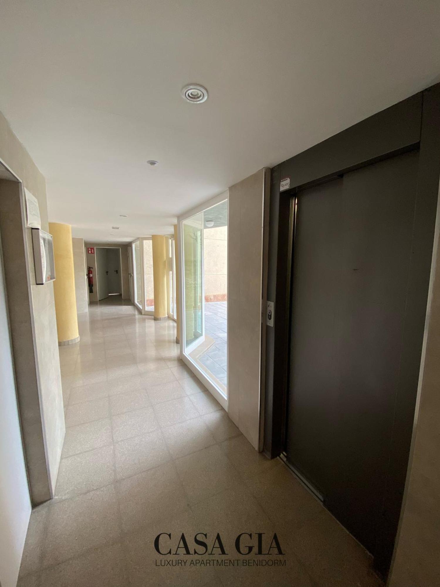 Casa Gia L Luxury Apartment เบนิดอร์ม ภายนอก รูปภาพ
