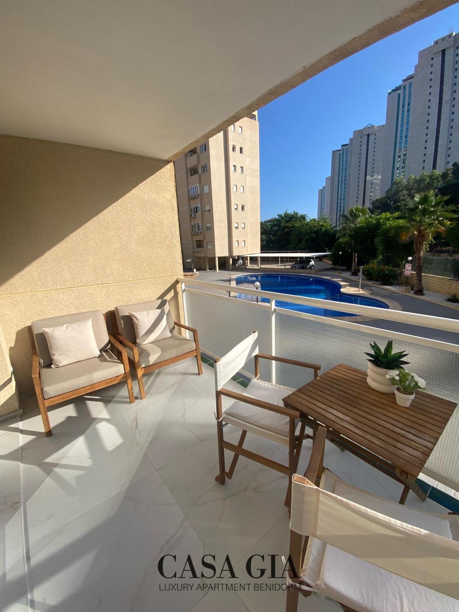 Casa Gia L Luxury Apartment เบนิดอร์ม ภายนอก รูปภาพ